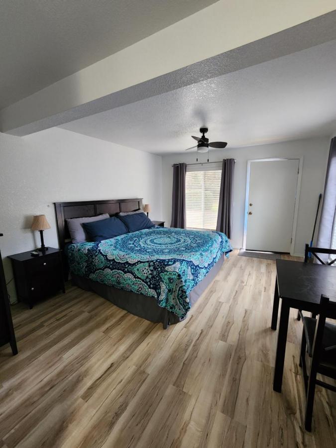 Plainview Motel クースベイ エクステリア 写真